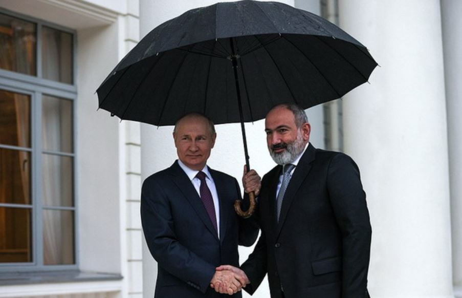 Pashinyan Hits Back At Putin