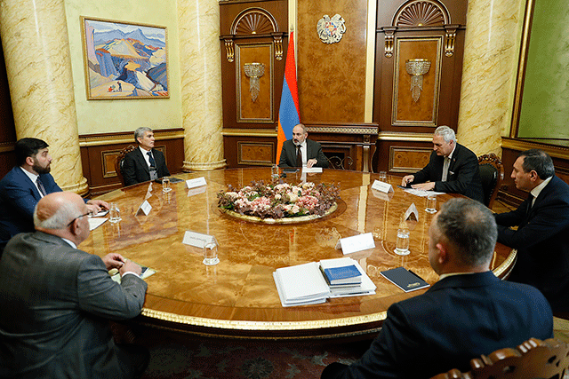 Nikol Pashinyan had a meeting with representatives of extra-parliamentary political forces