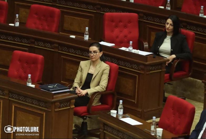 The Prosecutor General shows apparent inaction and carries out selective justice. “Areresum”