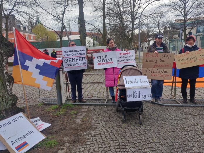 Activists Picket Israeli Embassy in Berlin for Arms Sales to Azerbaijan