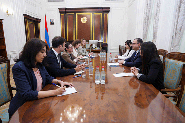 Armenian government highly commends the effective bilateral cooperation between Armenia and France