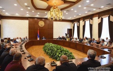 President Harutyunyan met with a group of members of the Union of Artsakh Freedom Fighters, the Union of Afghan War Veterans and the Union of Army Reserve Officers