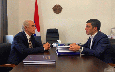 Foreign Minister Sergey Ghazaryan Meets with Genocide Scholar Ara Ketibian