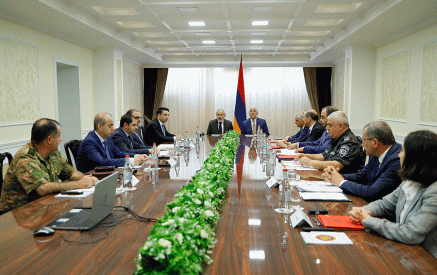 Pashinyan chairs Security Council meeting