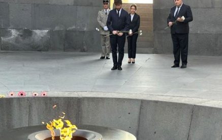 The newly appointed Ambassador of France to Armenia visits Armenian Genocide Memorial