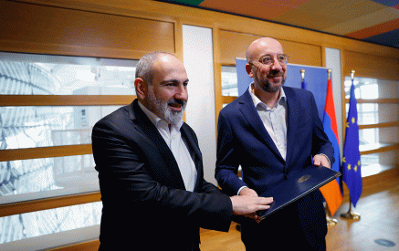 Nikol Pashinyan and Charles Michel meet in Brussels