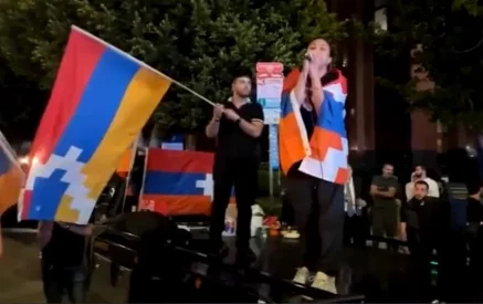 Let them understand what the blockade is. The Armenians of Los Angeles have decided to blockade the building of the Azerbaijani consulate for several days