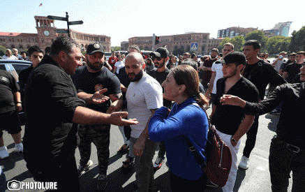 Scores Arrested At Continuing Anti-Government Protests In Armenia