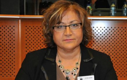 “Will France take decisive steps to provide military aid to Armenia, or must we wait for weeks and months?” Hilda Choboyan