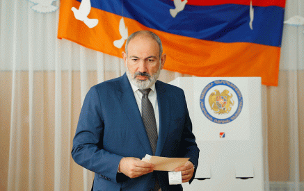 No document to be signed at Armenia-Azerbaijan summit in Granada