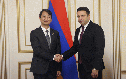 Korean Minister noted that he is in Armenia to share the best and succeeded experience of his country in the spheres of trade, industry and production