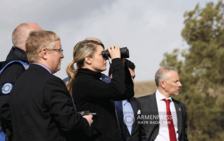 Canadian Foreign Minister visits Armenian troops near border with Azerbaijan
