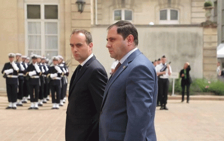 Suren Papikyan left for French Republic on a working visit