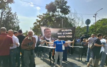 “Freedom to Reuben and all the captives.” March in support of Ruben Vardanyan