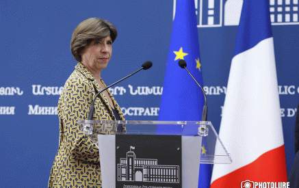 France ready to sign agreement on delivery of military equipment to Armenia – FM