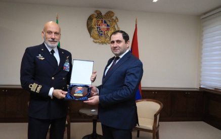 Issues related to the Armenian-Italian defence cooperation and regional security were discussed