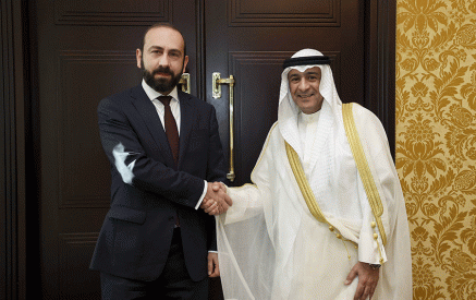 Issues of mutually beneficial cooperation between Armenia and the Gulf states in various fields were touched