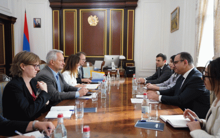 Tigran Khachatryan specially emphasized the importance of major infrastructure projects being implemented in Armenia with the support of the German Development Bank