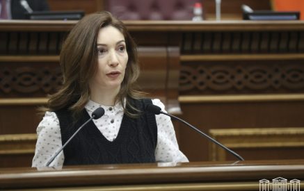 Parliament debates issue of election of candidacies nominated for vacancies of the Commission on Television and Radio