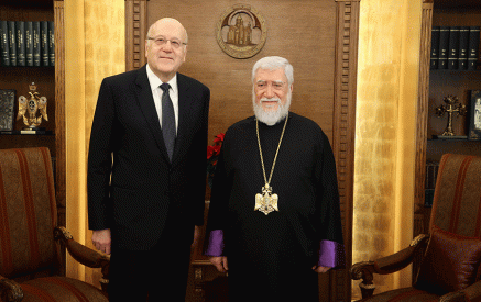 The Prime Minister of Lebanon Meets His Holiness Aram I