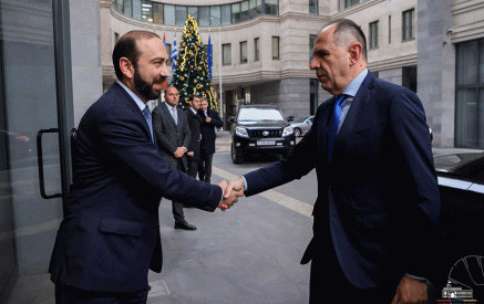 Armenian, Greek foreign ministers meet in Yerevan