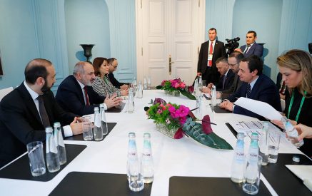 Prime Ministers of Armenia and Kosovo meet in the sidelines of Munich Security Conference