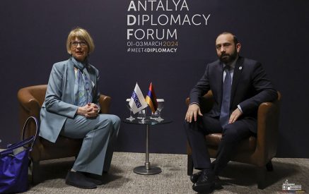 Ararat Mirzoyan and Helga Schmid discussed issues of cooperation between Armenia and the OSCE