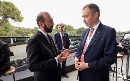 EU Advocates ‘Substantial Negotiations’ Between Armenia, Azerbaijan