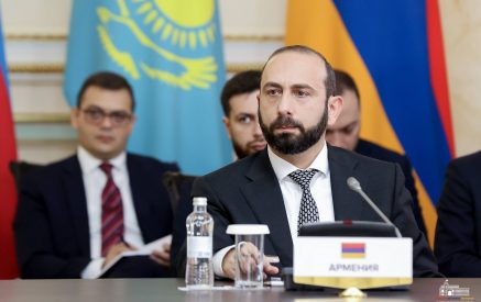 During the delimitation the borders which existed at the moment of dissolution of the USSR should be reproduced on the ground. Foreign Ministers of Armenia
