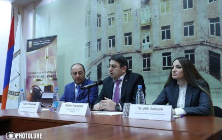 Armenian Lawyers On Strike Over Tax Rise