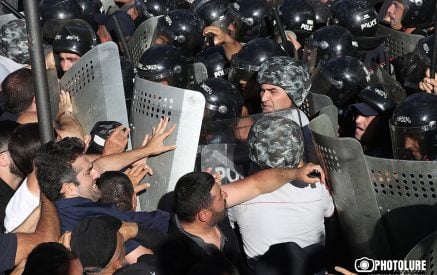 Armenia: Violence during street protests must be investigated: Amnesty International