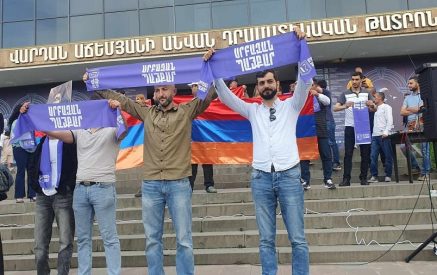 “This is our last chance.” The demonstration kicked off in Gyumri’s Theater Square