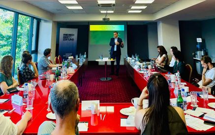 Arman Tatoyan presented to international journalists the evidence of Azerbaijani criminal acts in the border settlements of Artsakh and Armenia