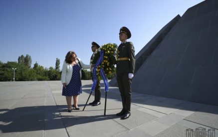 Delegation led by President of House of Representatives of Uruguay visit Tsitsernakaberd Memorial Complex