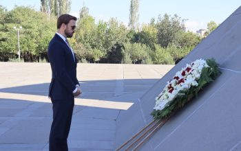 Senior US diplomat visits Armenian Genocide Memorial in Yerevan