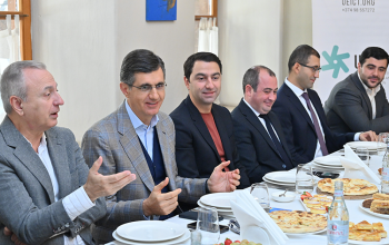 Silicon Mountains 2025 Tech Summit Speakers Met with Media Representatives