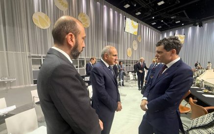 Pashinyan had brief meetings with foreign partners