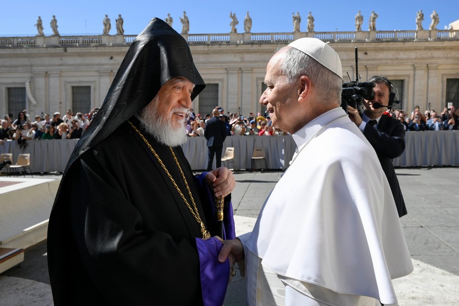 His Holiness Aram I, present as the guest of Pope Leo XIV, attended the event held in Saint Peter’s Square before thousands of pilgrims