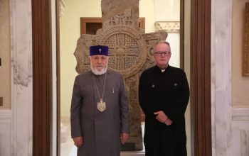 Catholicos of All Armenians Receives Delegation of the Nazarene Foundation